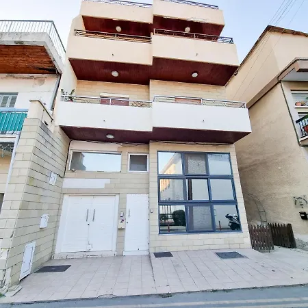 Luxury Saint Lazarus Apartment